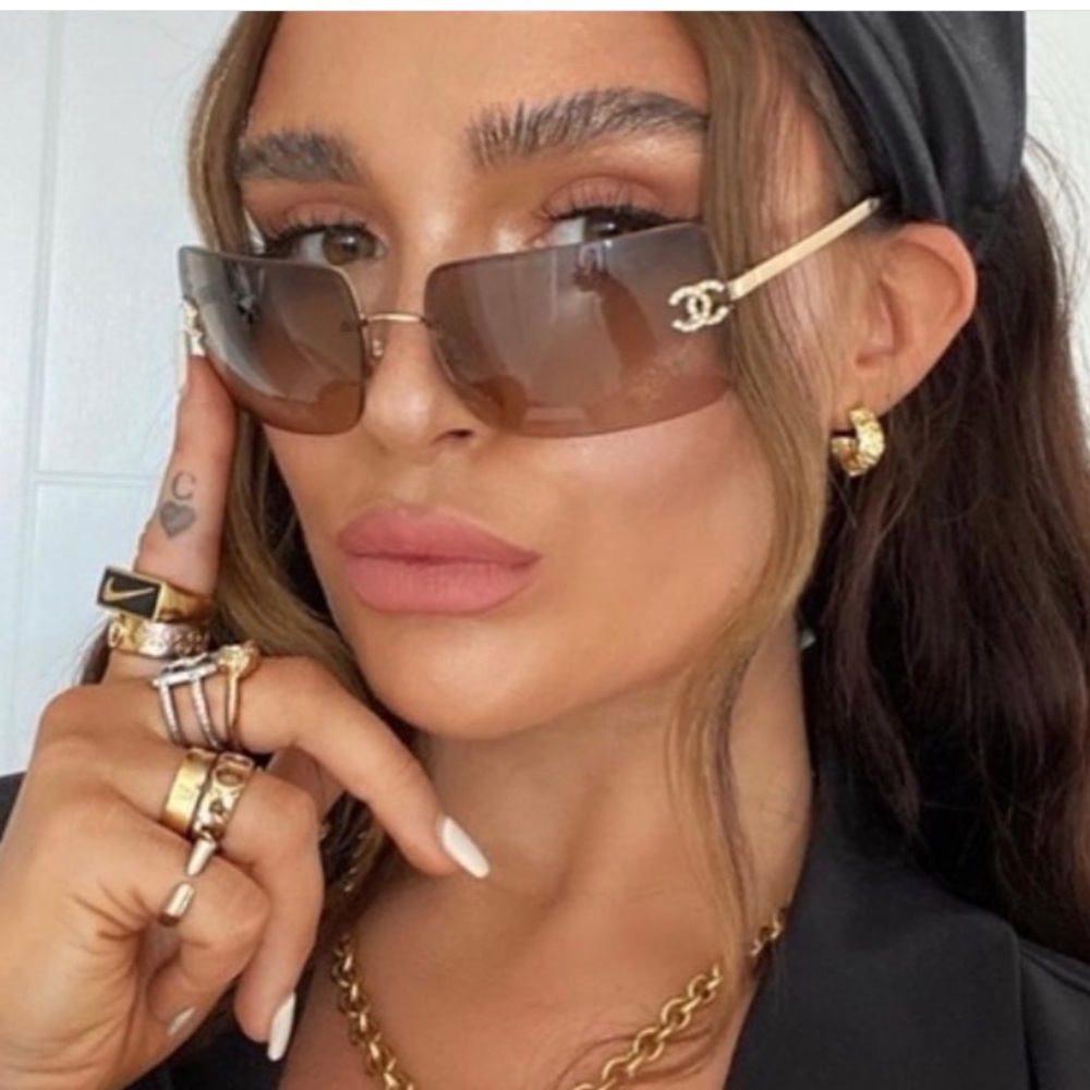 Ultra RARE Vintage Chanel Rimless Sunglasses 🔥 - Picture 4 of 16